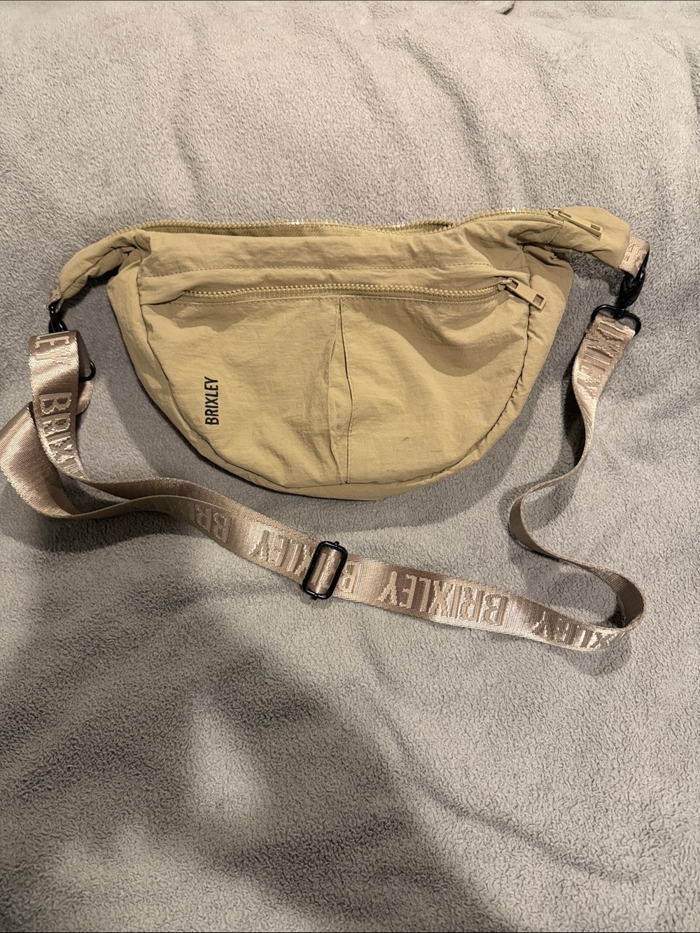 Brixley crescent bag